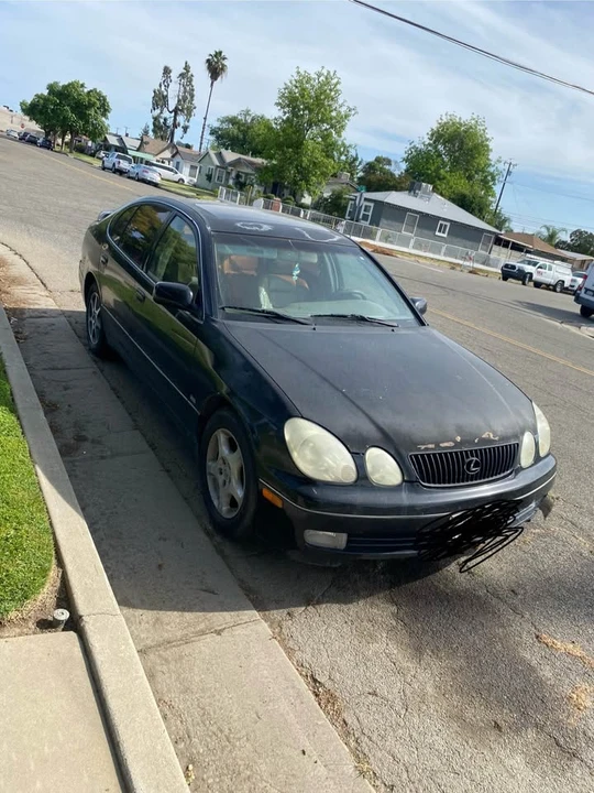 2000 Lexus GS 2nd Gen - Image 4 of 6