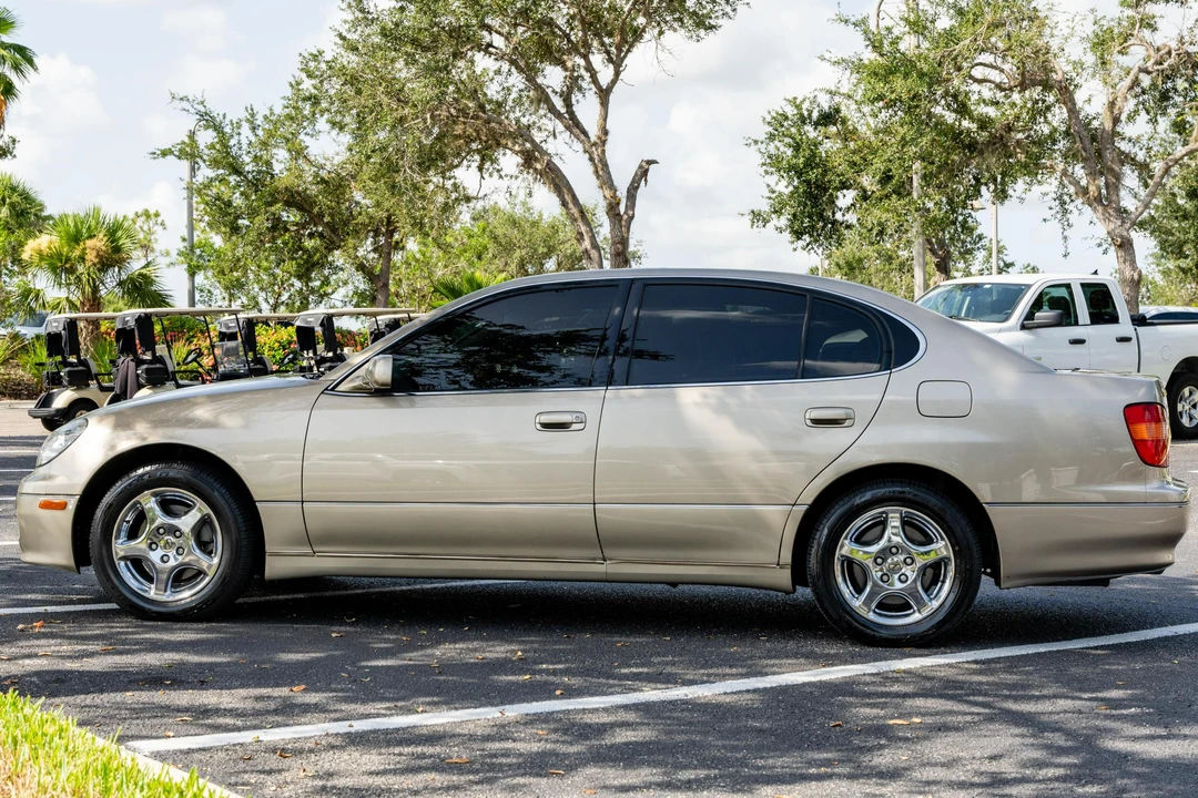 2000 Lexus GS 2nd Gen - Image 3 of 31