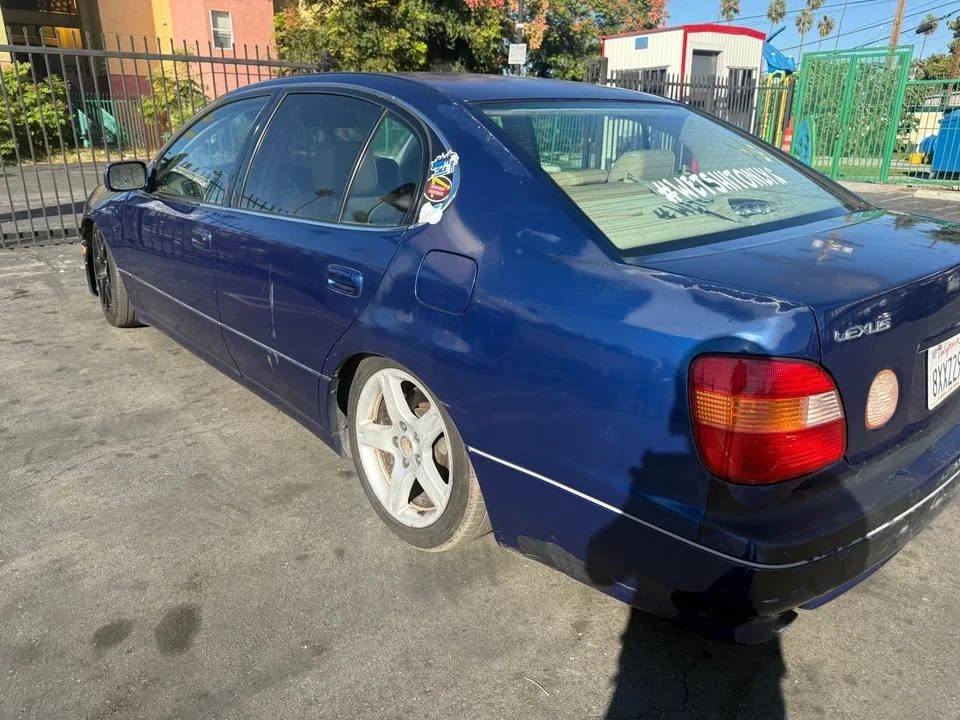 2000 Lexus GS 2nd Gen - Image 6 of 13