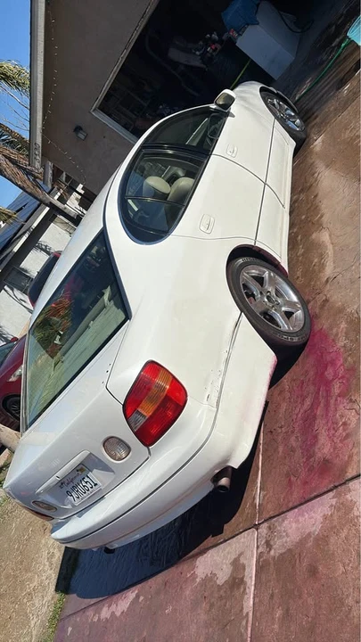 2000 Lexus GS 2nd Gen - Image 4 of 8