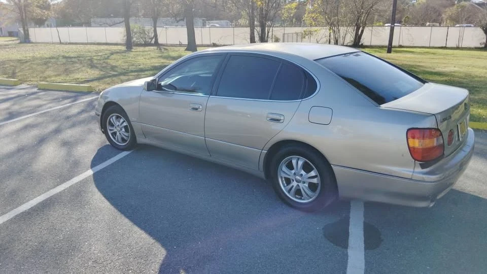 2000 Lexus GS 2nd Gen - Image 4 of 9