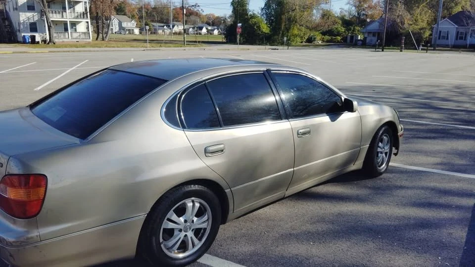 2000 Lexus GS 2nd Gen - Image 6 of 9