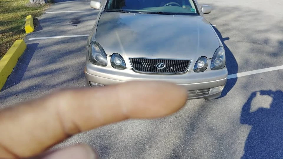 2000 Lexus GS 2nd Gen - Image 5 of 9