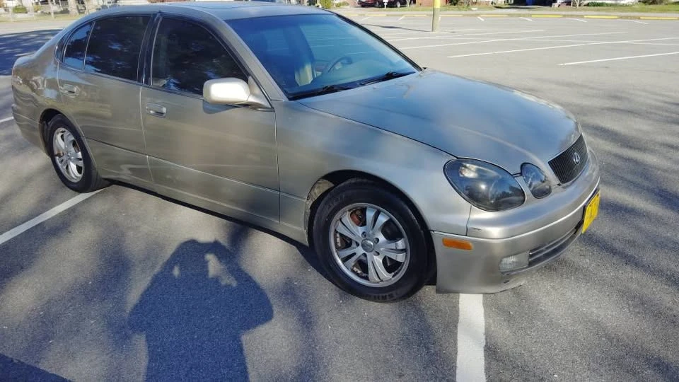 2000 Lexus GS 2nd Gen - Image 3 of 9
