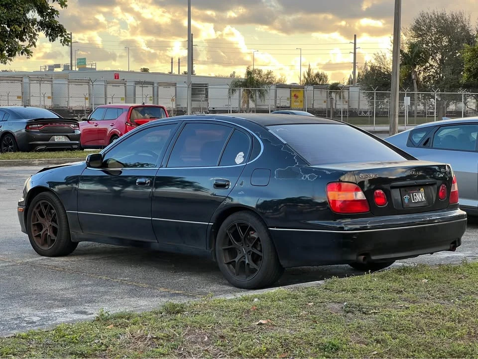 2000 Lexus GS 2nd Gen - Image 2 of 6
