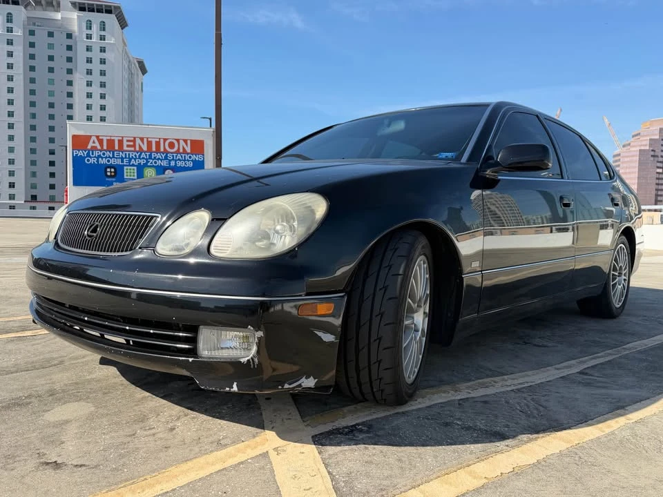 2000 Lexus GS 2nd Gen - Image 9 of 21