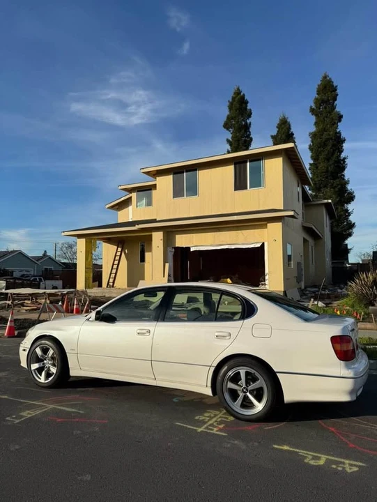2000 Lexus GS 2nd Gen - Image 2 of 5
