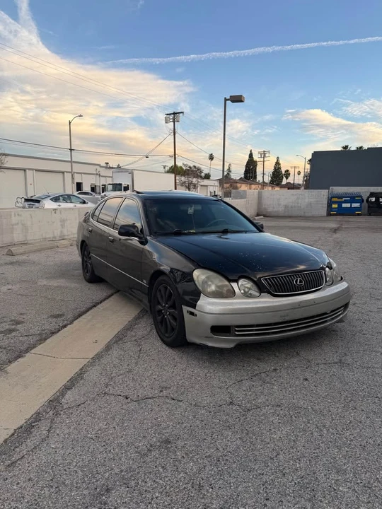 2000 Lexus GS 2nd Gen - Image 4 of 10