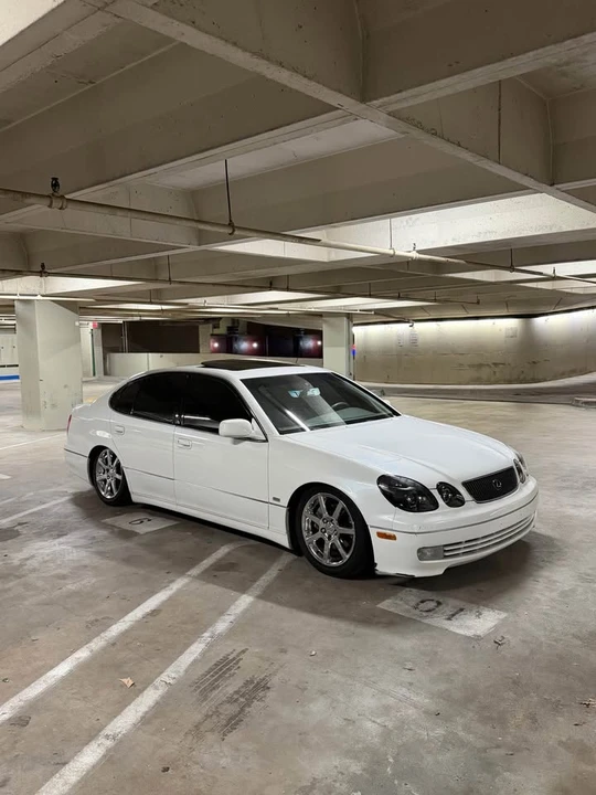 2000 Lexus GS 2nd Gen - Image 2 of 7