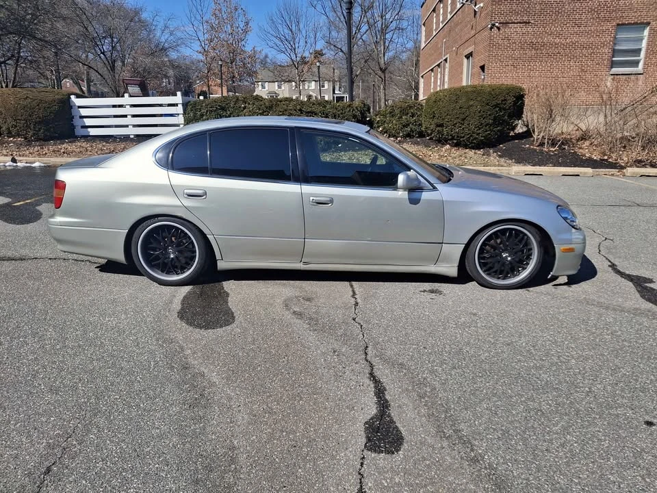 2000 Lexus GS 2nd Gen - Image 7 of 15