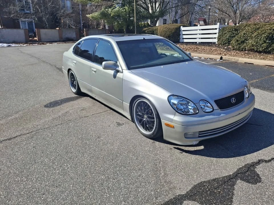 2000 Lexus GS 2nd Gen - Image 8 of 15