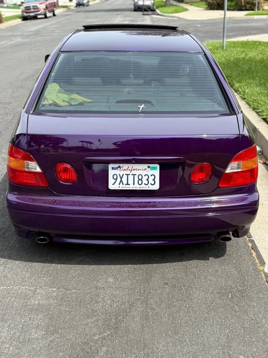 2000 Lexus GS 2nd Gen - Image 4 of 8