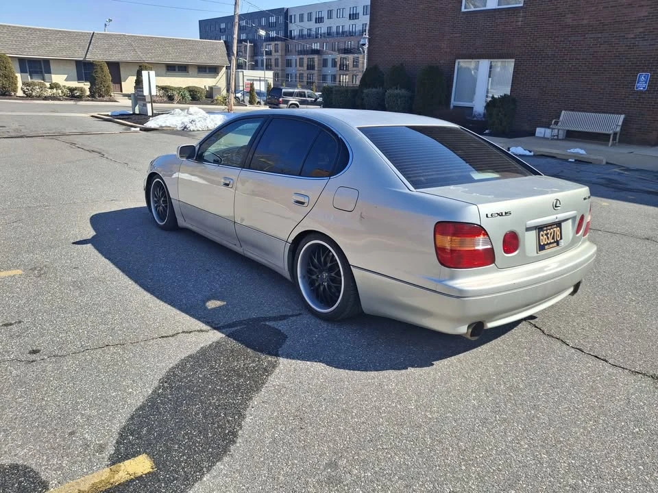2000 Lexus GS 2nd Gen - Image 4 of 15