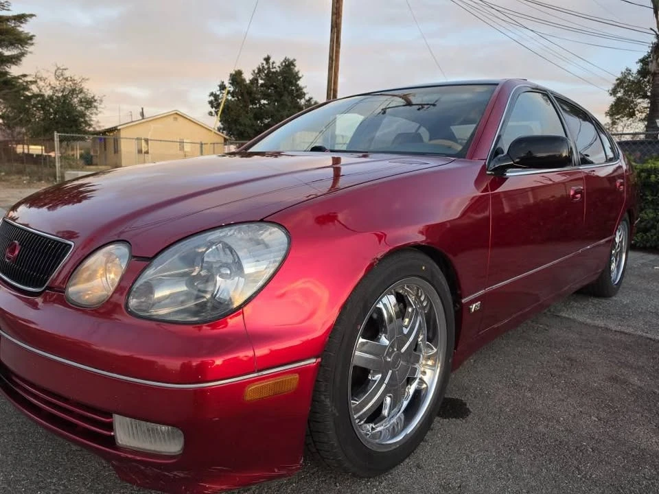 2000 Lexus GS 2nd Gen - Image 9 of 12
