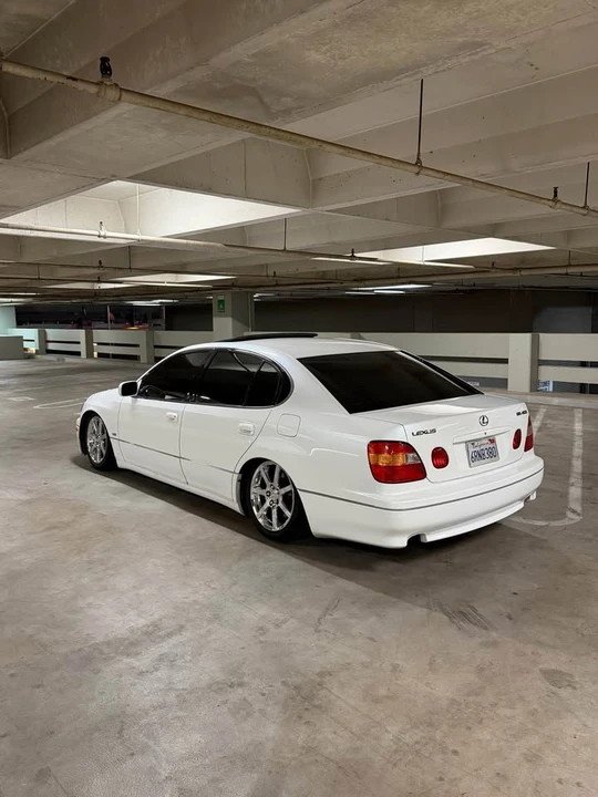 2000 Lexus GS 2nd Gen - Image 3 of 7