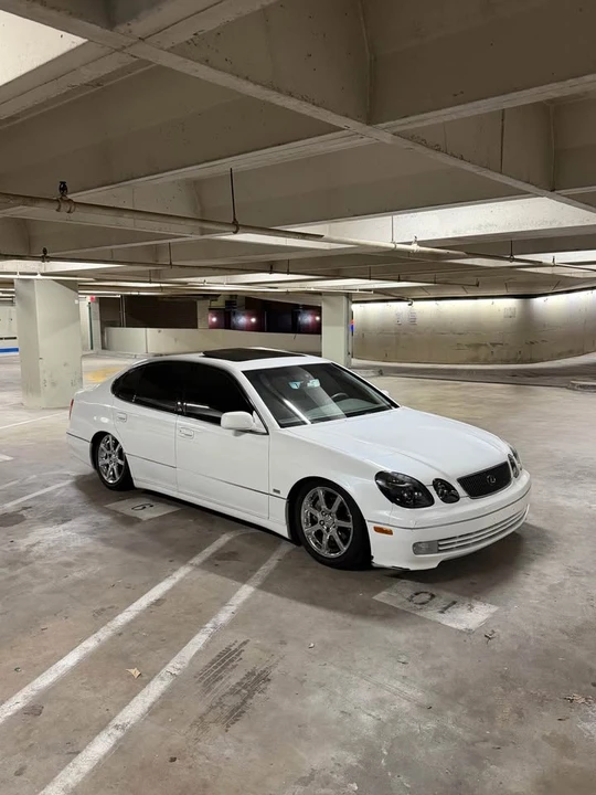 2000 Lexus GS 2nd Gen - Image 2 of 7
