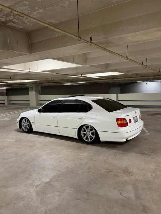 2000 Lexus GS 2nd Gen - Image 4 of 7