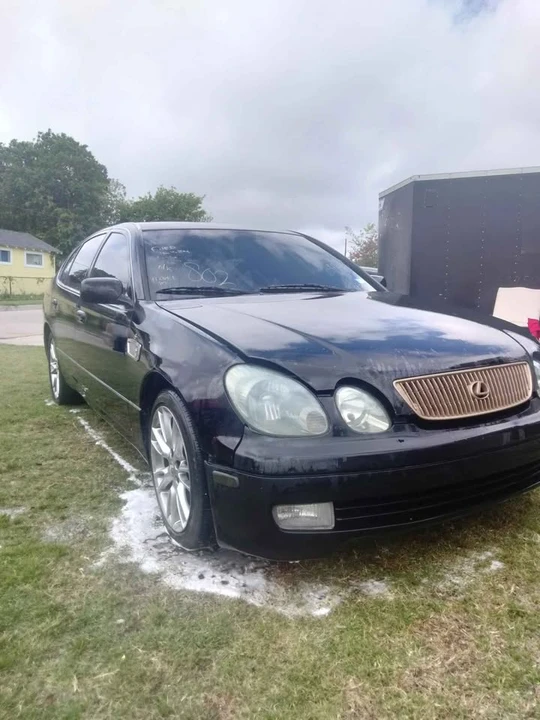 2000 Lexus GS 2nd Gen - Image 3 of 10