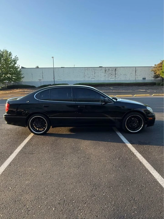 2000 Lexus GS 2nd Gen - Image 5 of 16