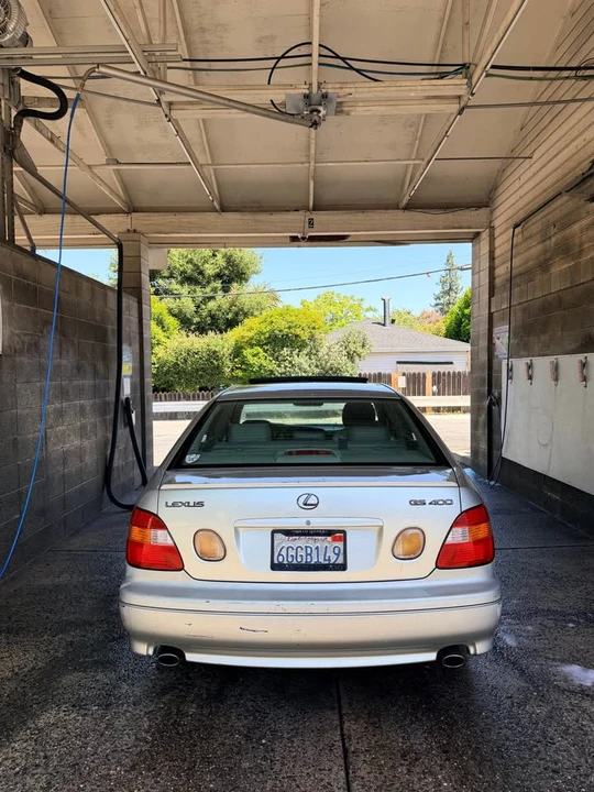 2000 Lexus GS 2nd Gen - Image 4 of 15