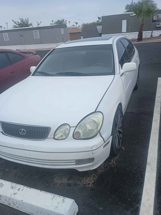 2000 Lexus GS 2nd Gen - Image 2 of 4