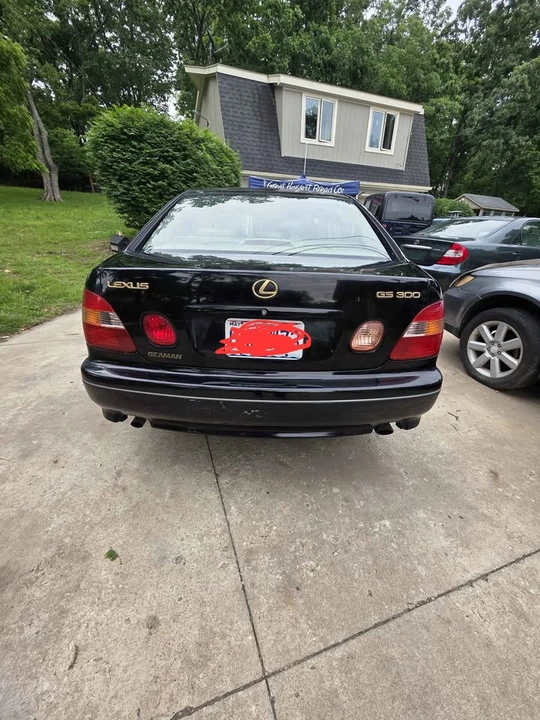 2000 Lexus GS 2nd Gen - Image 4 of 7