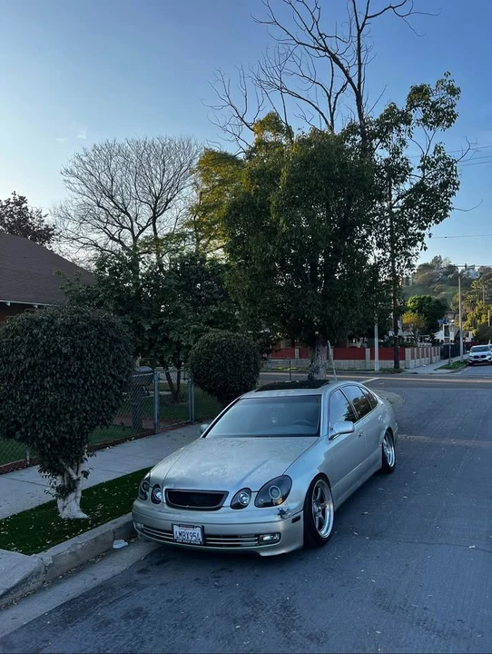 2000 Lexus GS 2nd Gen - Image 4 of 19