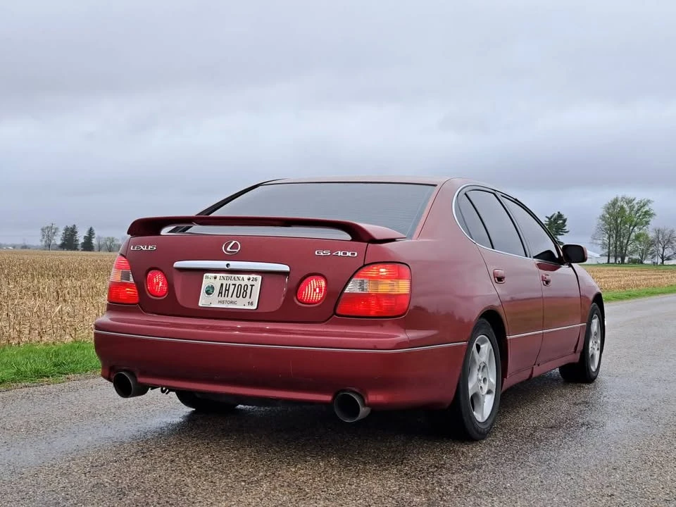 2000 Lexus GS 2nd Gen - Image 10 of 10