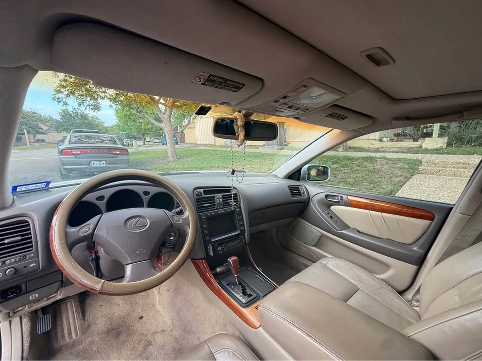 2000 Lexus GS 2nd Gen - Image 5 of 7