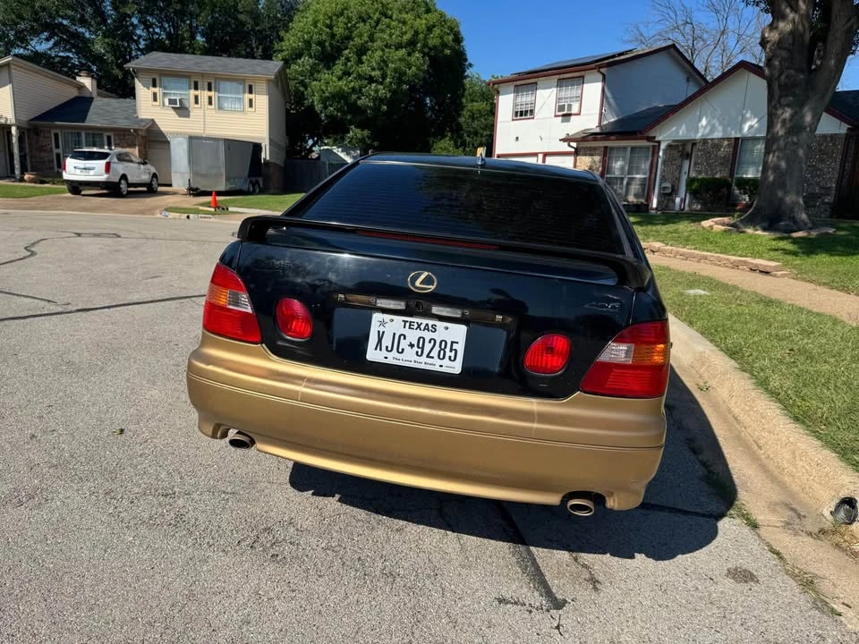 2000 Lexus GS 2nd Gen - Image 15 of 20