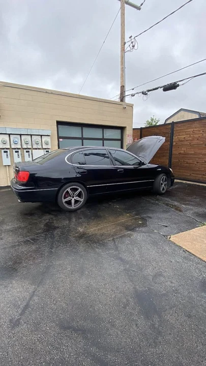 2000 Lexus GS 2nd Gen - Image 3 of 11
