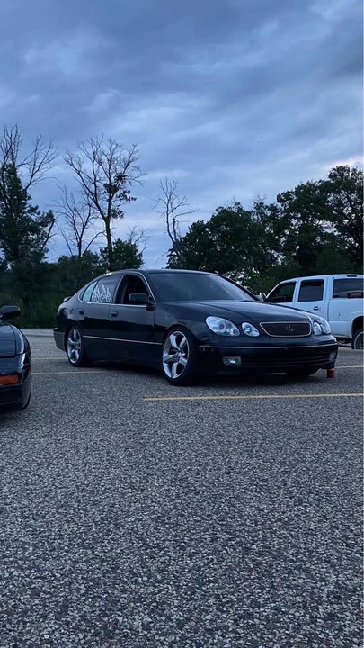 2000 Lexus GS 2nd Gen - Image 6 of 9