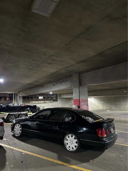 2000 Lexus GS 2nd Gen - Image 3 of 9