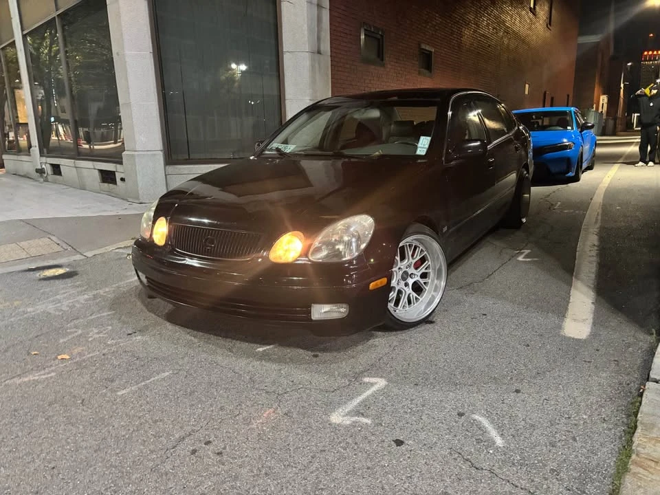 2000 Lexus GS 2nd Gen - Image 6 of 9