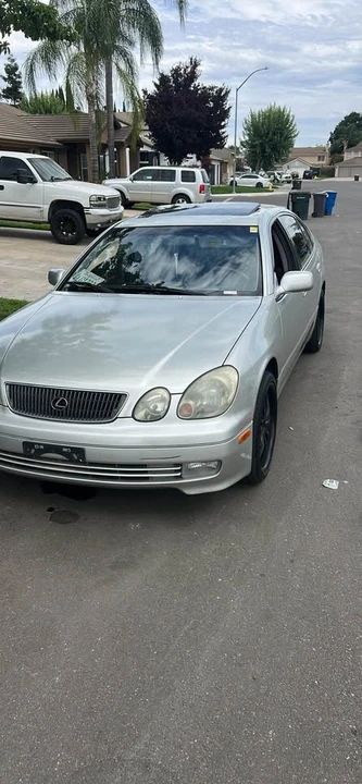 2000 Lexus GS 2nd Gen - Image 2 of 6