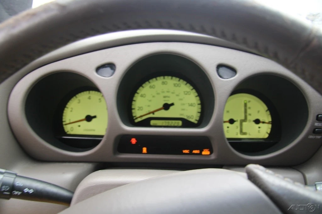 2000 Lexus GS 2nd Gen - Image 15 of 21