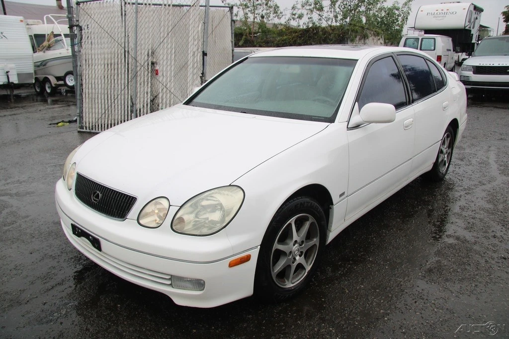 2000 Lexus GS 2nd Gen - Image 2 of 21
