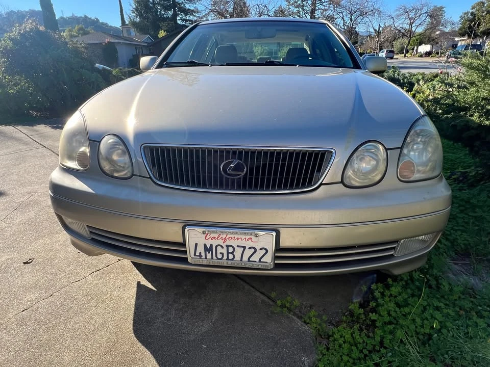 2000 Lexus GS 2nd Gen - Image 2 of 5