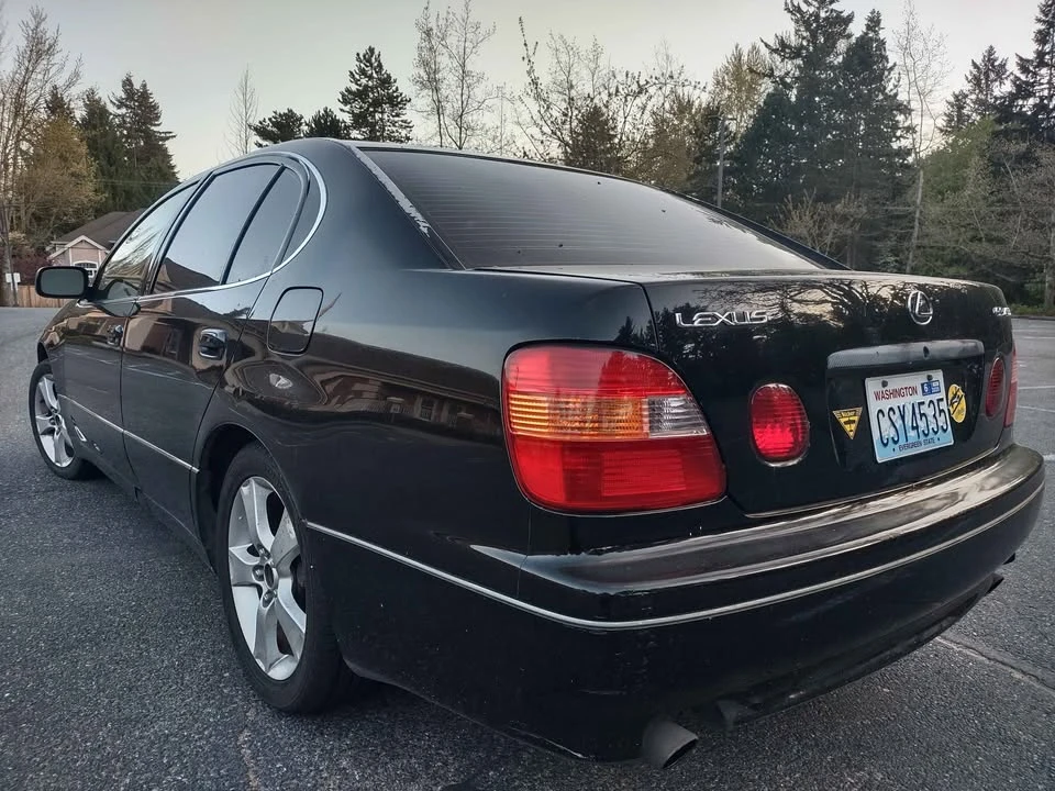 2000 Lexus GS 2nd Gen - Image 7 of 10
