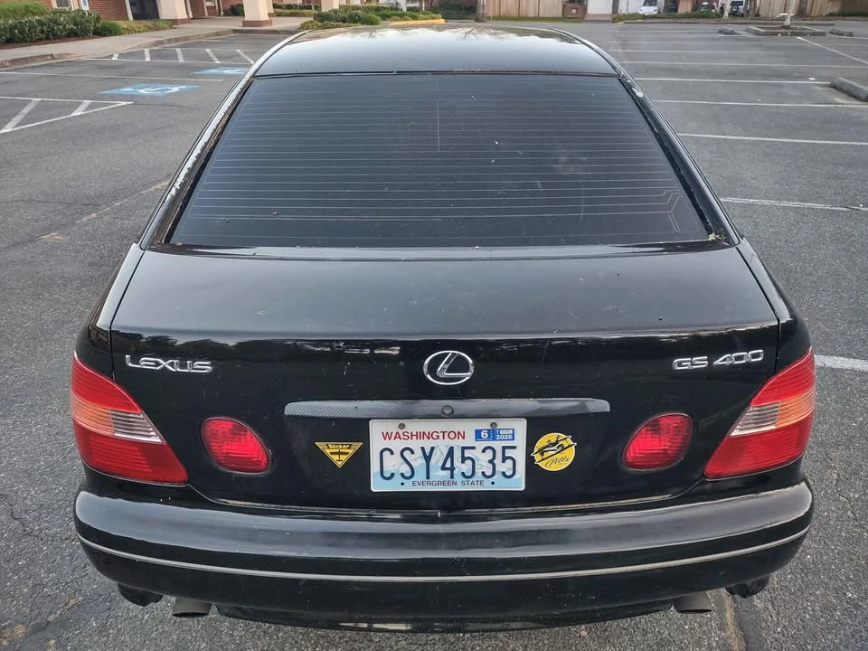2000 Lexus GS 2nd Gen - Image 6 of 10