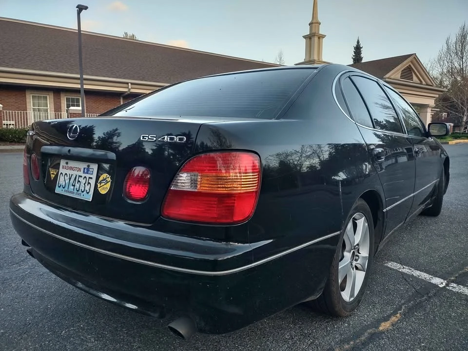 2000 Lexus GS 2nd Gen - Image 5 of 10