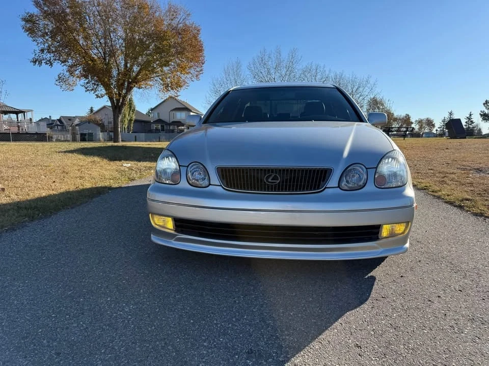 2000 Lexus GS 2nd Gen - Image 2 of 10