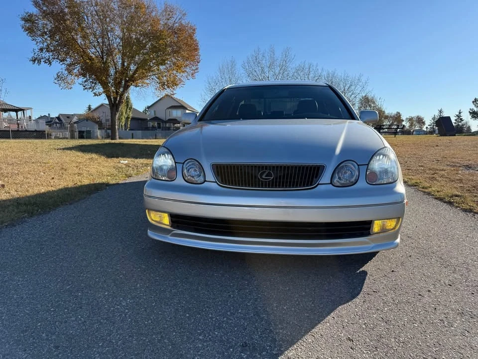 2000 Lexus GS 2nd Gen - Image 2 of 10