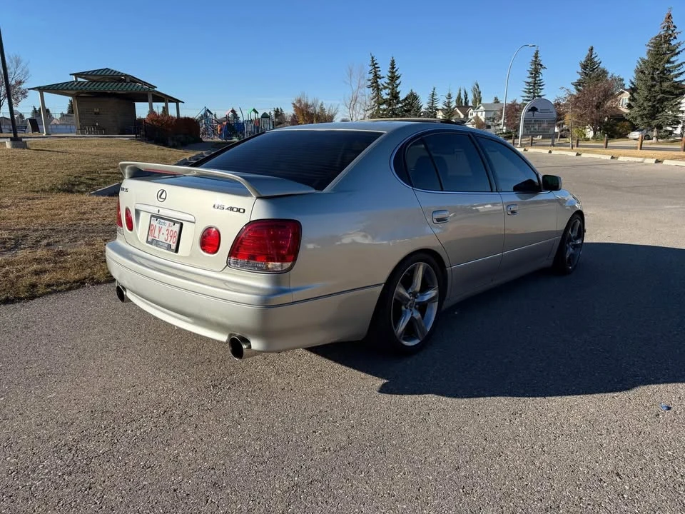 2000 Lexus GS 2nd Gen - Image 4 of 10