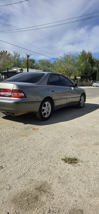 2000 Lexus IS 1st Gen - Image 5 of 12