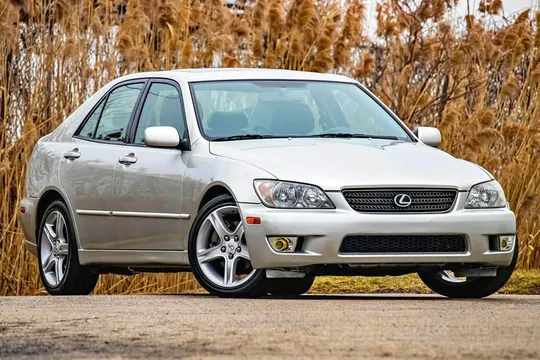 2000 Lexus IS 300 Sedan 4D