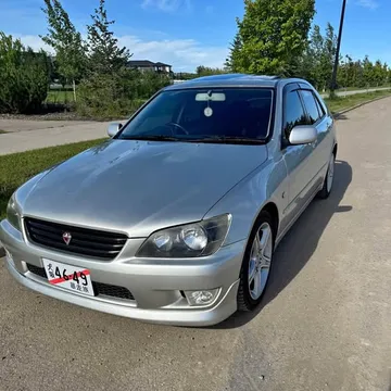 2000 Lexus IS