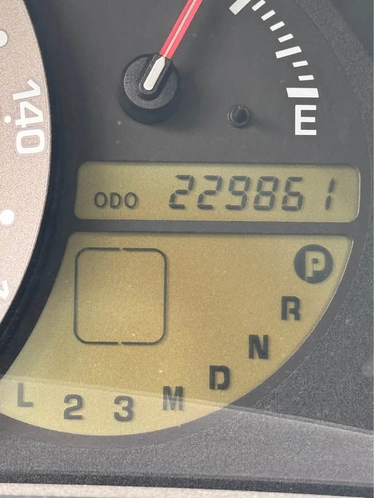 2000 Lexus IS 1st Gen - Image 5 of 10