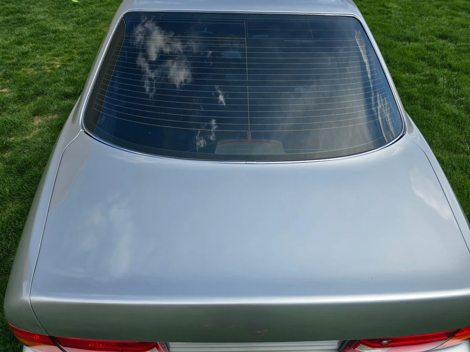 2000 Lexus LS 2nd Gen - Image 24 of 31