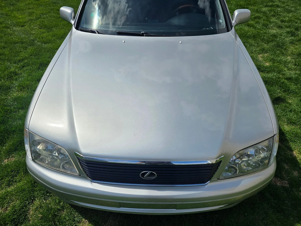 2000 Lexus LS 2nd Gen - Image 11 of 31